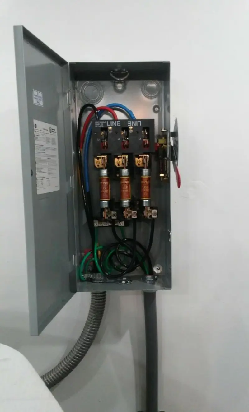 Three-phase disconnect switch installed for Electrical Wiring & Rewiring in Bisbee